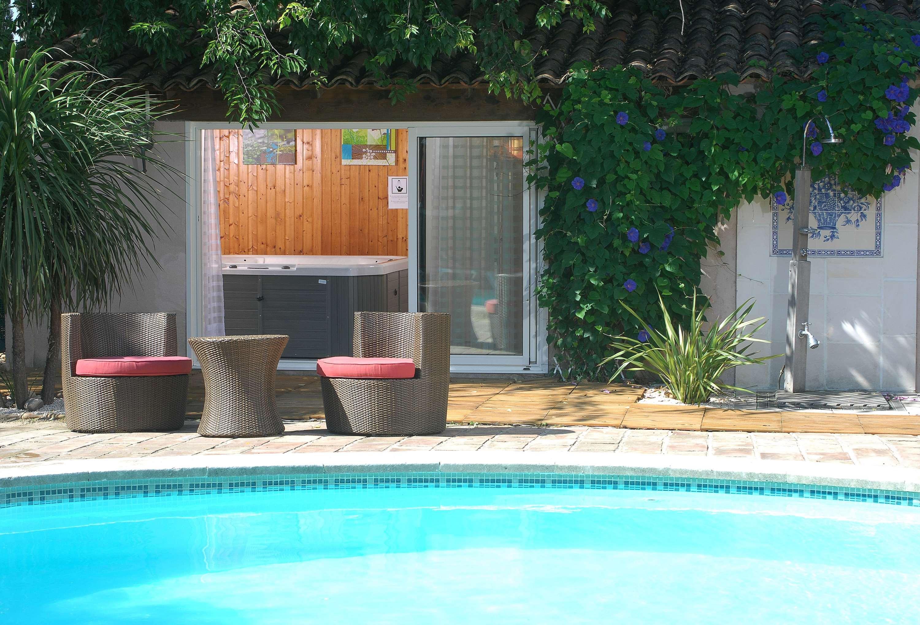 Best Western L'Orangerie Nîmes Kültér fotó